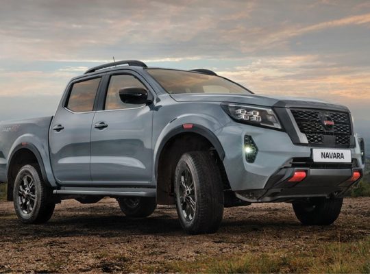 nissan-navara-design-01-a-black-interlock-grille-with-new-lava-orange-accents